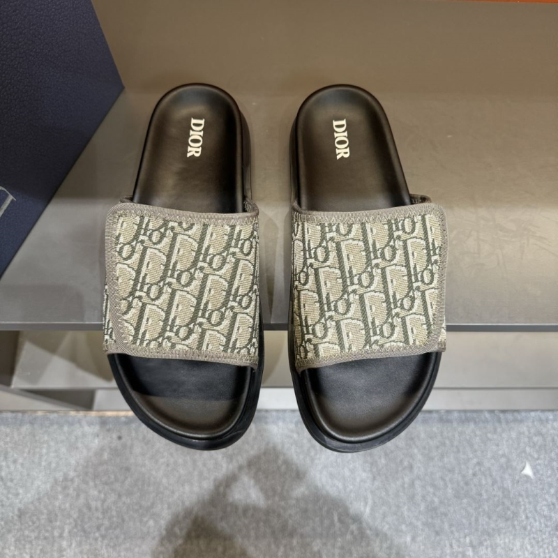 ch**an D*or slippers